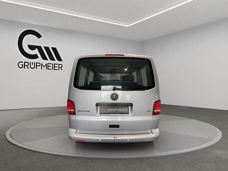 Gebraucht VW Multivan Startline 140 PS (102 kW) 2010 Silber Van