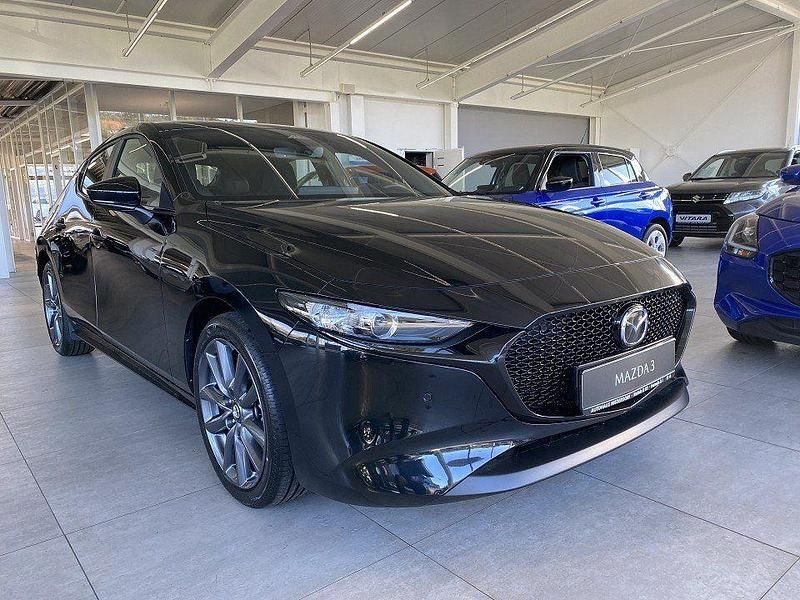 Jet black Neu 2025 Mazda 3 Limousine | 28.990 € - Bild 1/4
