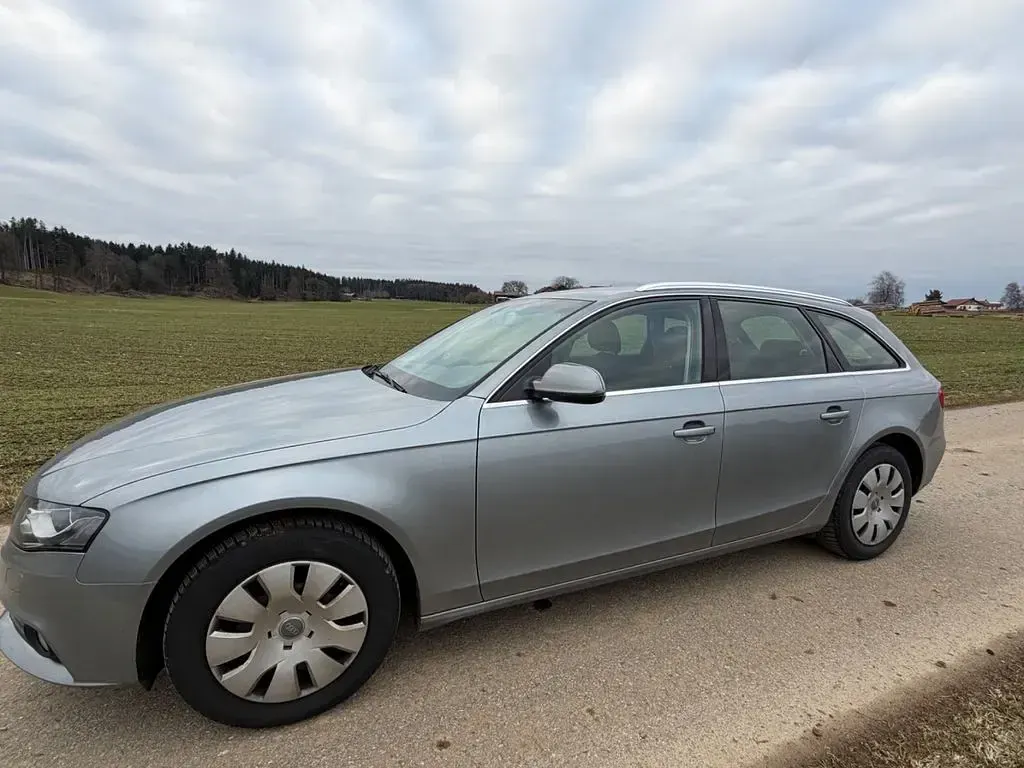 Używany Audi A4 Ambition 170 KM (125 kW) 2011 Kombi