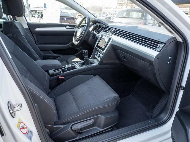 Usata VW Passat Comfortline 150 CV (110 kW) 2019 Bianco Station wagon