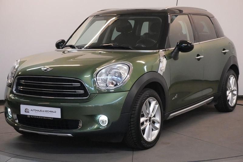 Grün Gebraucht 2015 Mini Cooper D Countryman SUV | 11.990 € (Fairer Preis) - Bild 1/4
