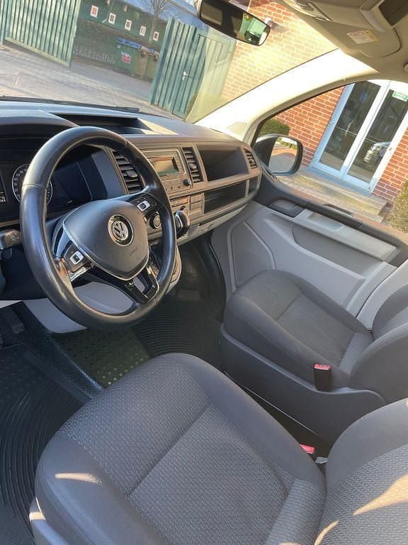 Gebraucht VW T6 150 PS (110 kW) 2017 Silber Van