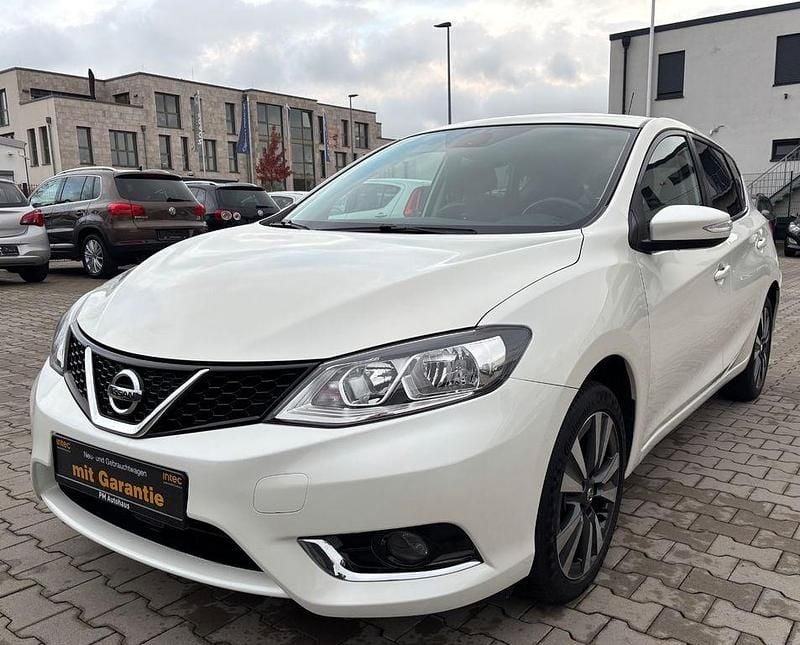 Weiß Gebraucht 2017 Nissan Pulsar N-Connecta Limousine | 7.950 € (Guter Preis) - Bild 1/4