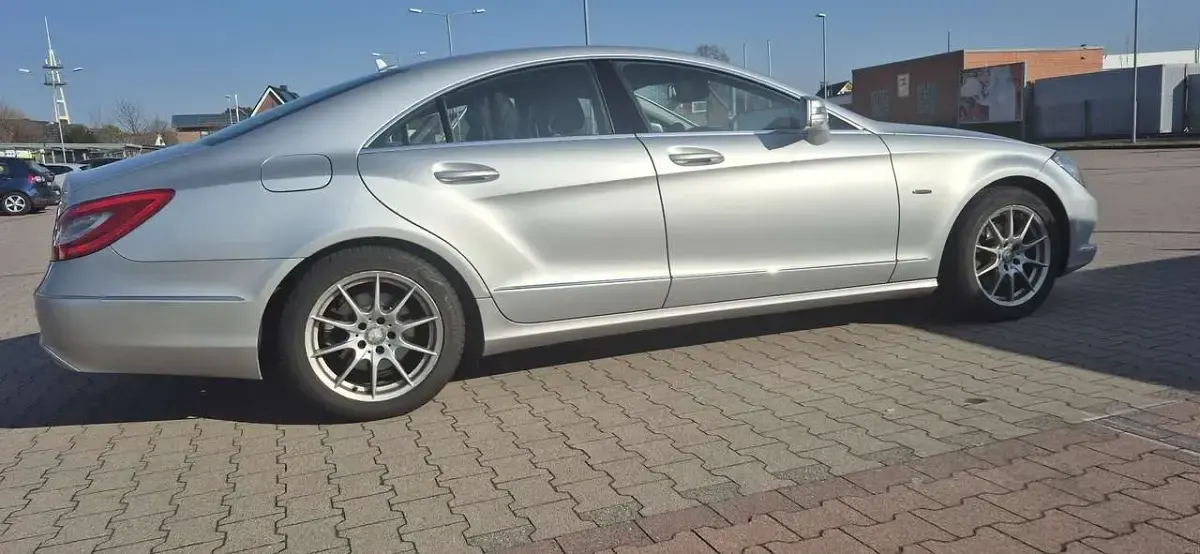 Gebraucht Mercedes CLS350 Shooting Brake 265 PS (194 kW) 2012 Silber Kombi