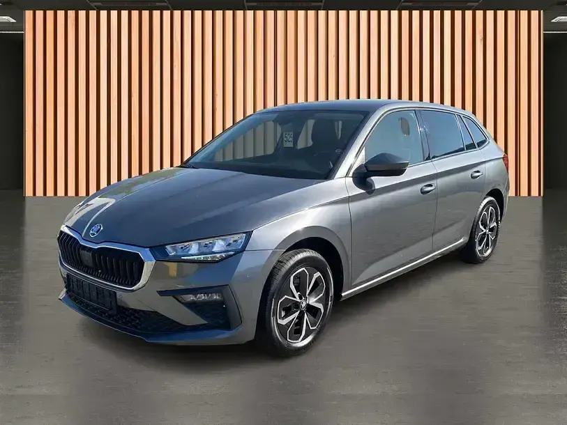 Gebraucht Skoda Scala Selection 116 PS (85 kW) 2025 Grau grau (metallic) Kleinwagen