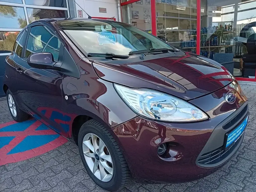 Gebraucht Ford Ka Cool & Sound Edition 69 PS (50 kW) 2014 Rot Kleinwagen