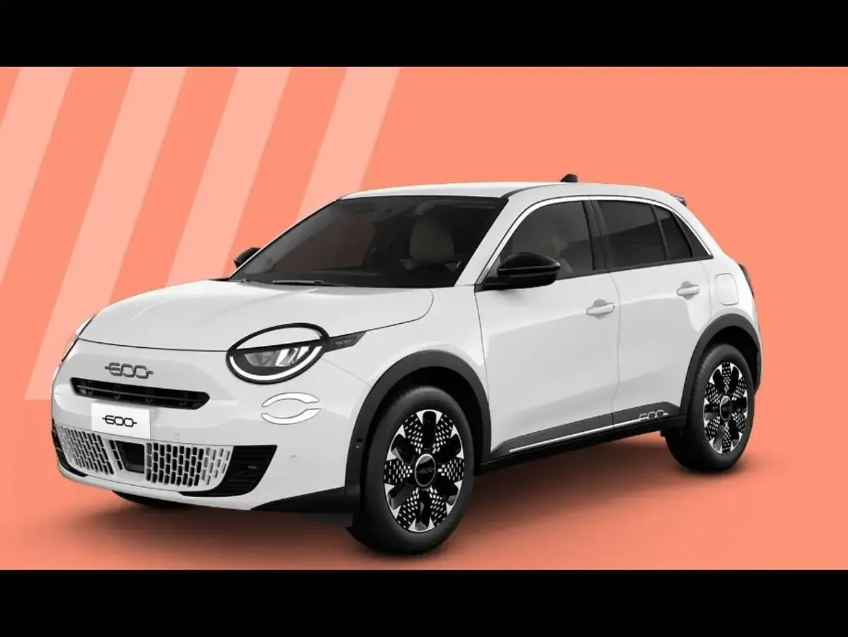 Neu Fiat 600 Business 110 PS (80 kW) 2026 Weiß SUV