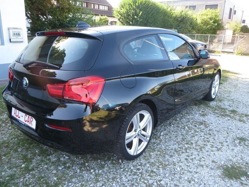 Gebraucht BMW 118 136 PS (100 kW) 2018 Schwarz Kleinwagen