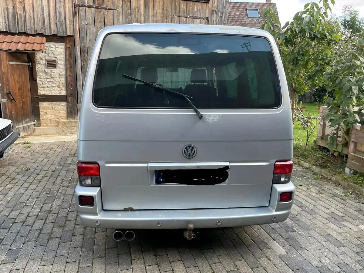 Używany VW T4 Highline 204 KM (150 kW) 2001 Srebrny Van