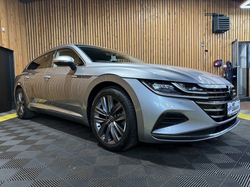 Gebraucht VW Arteon 190 PS (139 kW) 2023 Pyritsilber Kombi