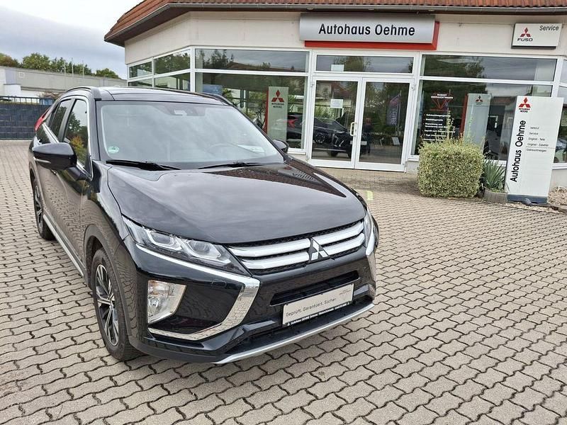 Schwarz Gebraucht 2020 Mitsubishi Eclipse Cross Top SUV | 17.990 € (Fairer Preis) - Bild 1/4