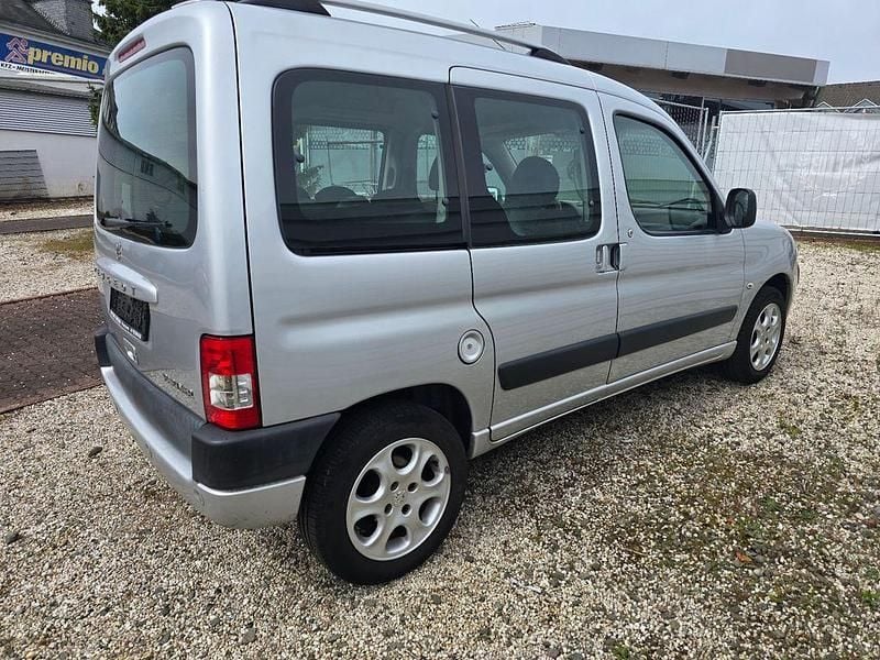 Gebraucht Peugeot Partner Filou 109 PS (80 kW) 2007 Schwarz Van / Kleinbus