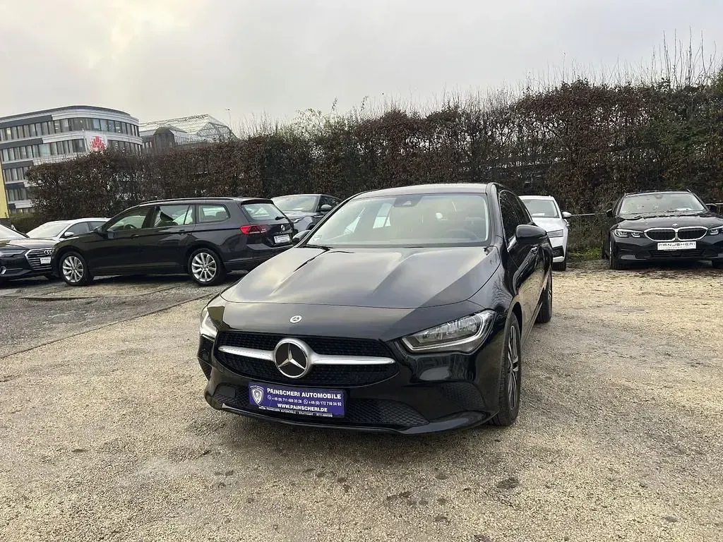 Gebraucht Mercedes CLA220 Shooting Brake 190 PS (139 kW) 2021 Schwarz Kombi