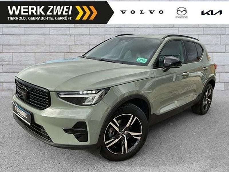 Sage green Gebraucht 2023 Volvo XC40 Plus SUV | 32.900 € (Fairer Preis) - Bild 1/4