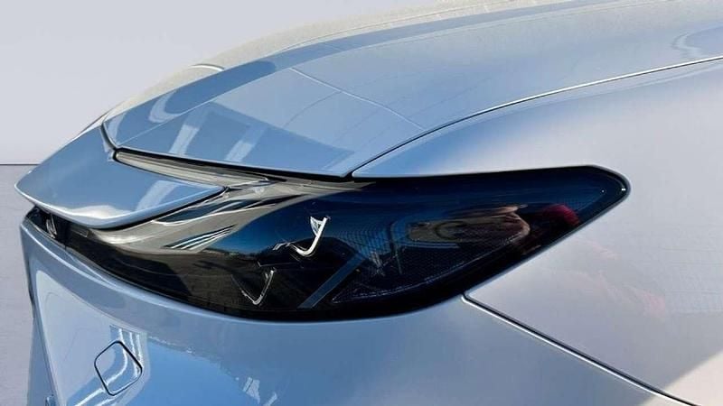 Neu Toyota Camry 218 PS (160 kW) 2026 Weiß Limousine