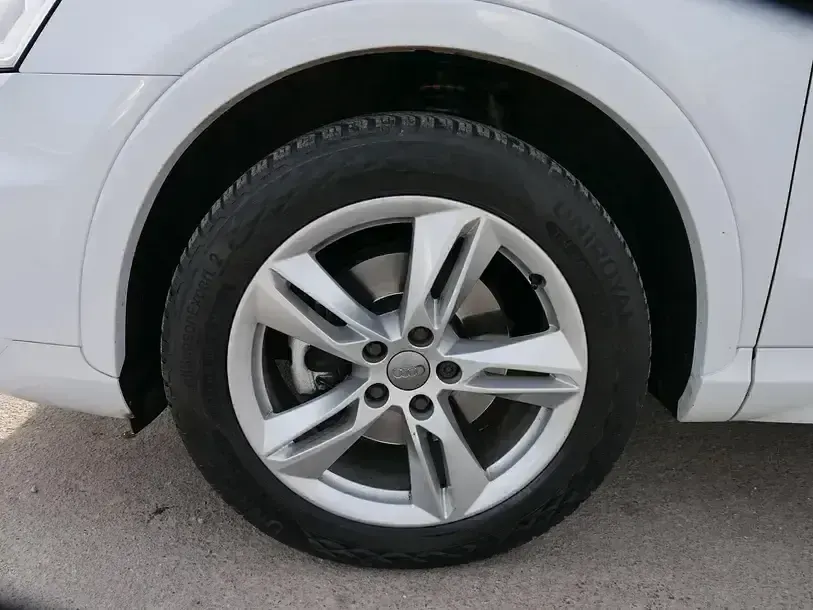 Używany Audi Q3 S-Line 150 KM (110 kW) 2018 Biały SUV