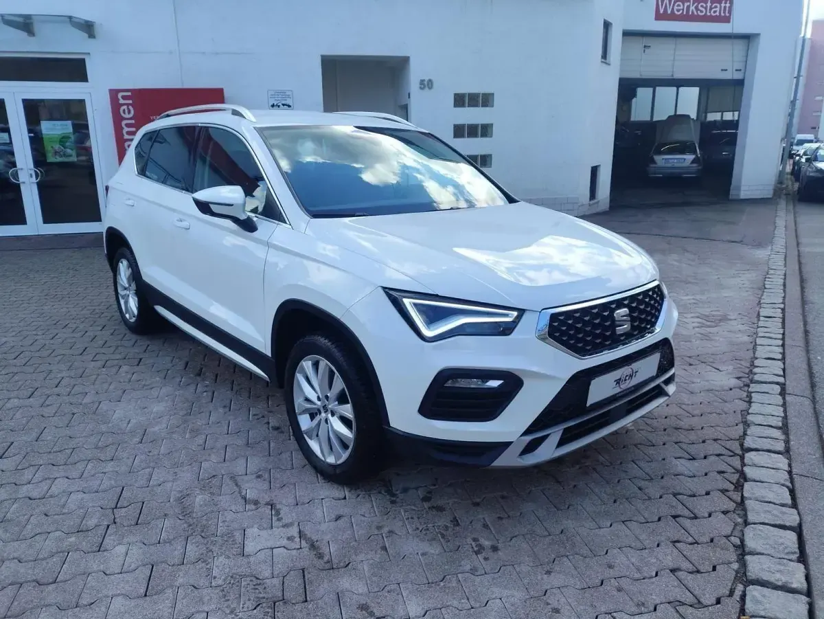 Gebraucht Seat Ateca Xperience 150 PS (110 kW) 2024 "bila" weiss SUV