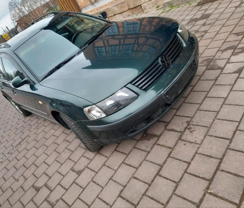 Gebraucht VW Passat 111 PS (81 kW) 1999 Grün Kombi