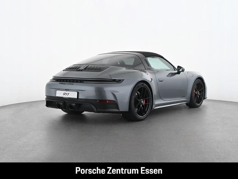 Neu Porsche 992 541 PS (397 kW) 2025 Grau Coupé