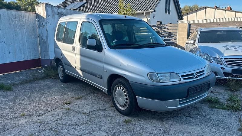 Silber Gebraucht 2001 Citroën Berlingo Van / Kleinbus | 490 € (Guter Preis) - Bild 1/4