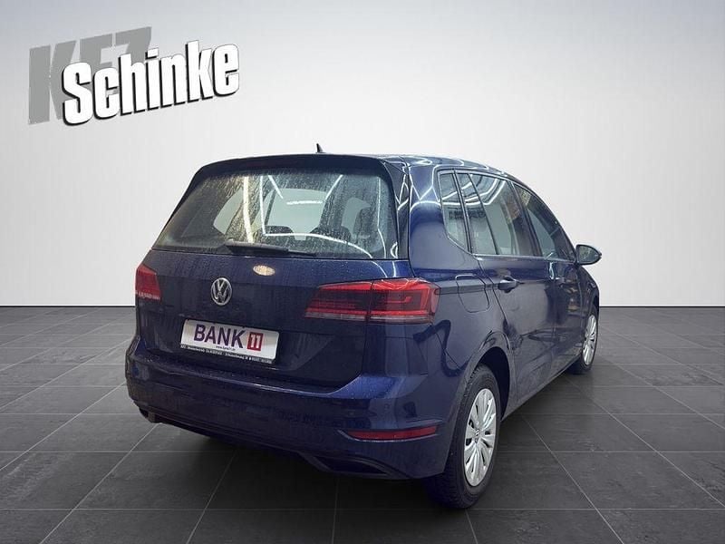 Gebraucht VW Golf VII 110 PS (80 kW) 2018 Blau Limousine