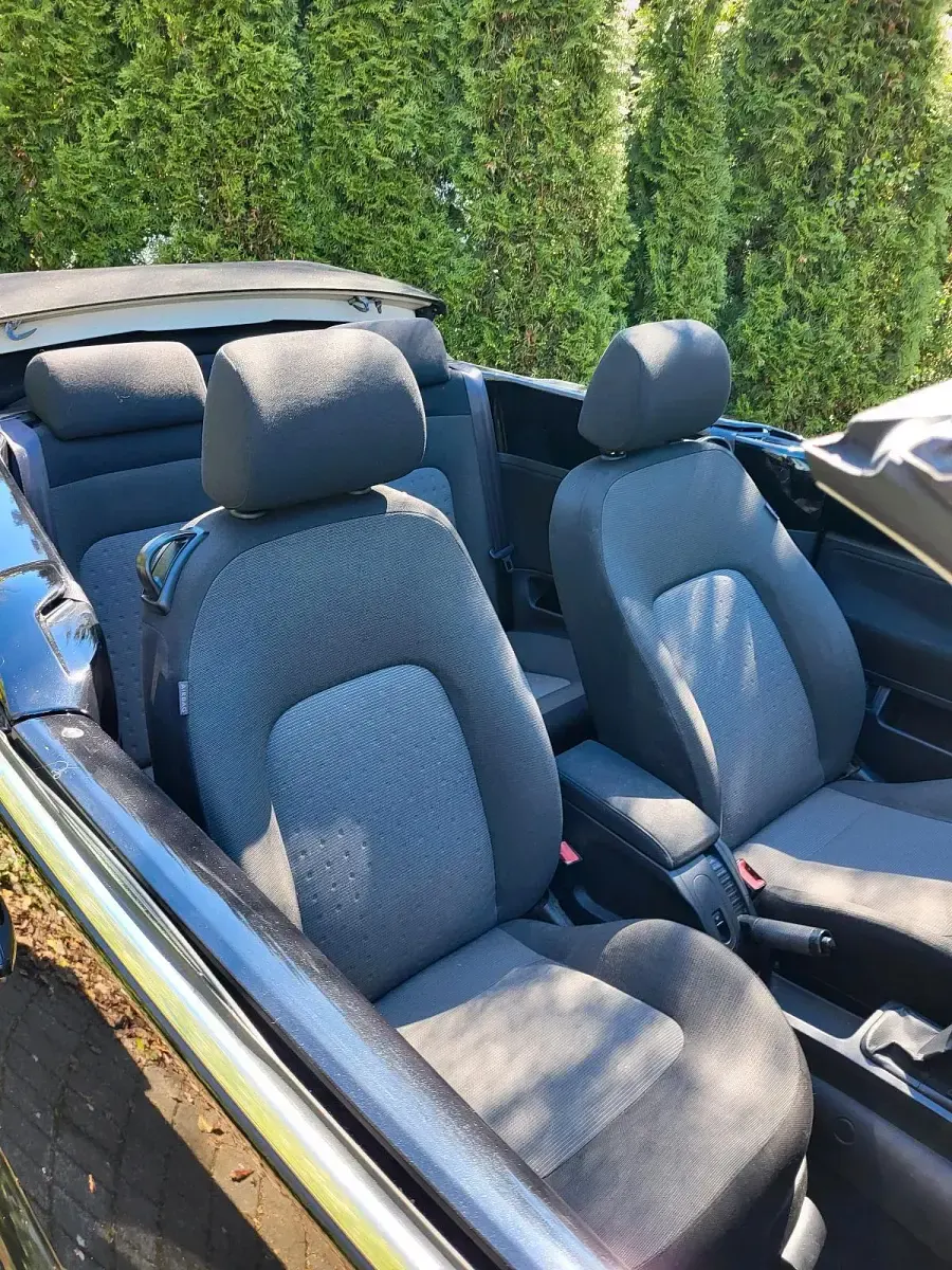 Gebraucht VW New Beetle 102 PS (75 kW) 2006 Schwarz Kleinwagen