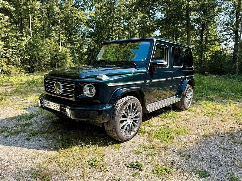 Grün Gebraucht 2019 Mercedes G500 SUV | 102.900 € (Etwas zu teuer) - Bild 1/4
