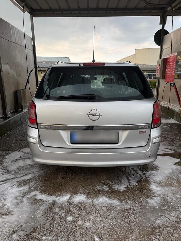 Gebraucht Opel Astra 110 PS (80 kW) 2008 Kombi