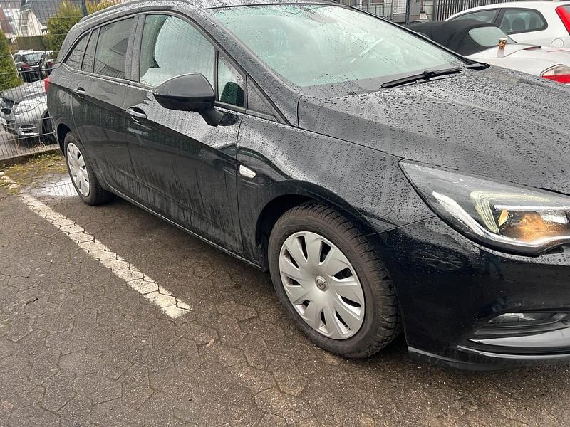 Gebraucht Opel Astra 136 PS (100 kW) 2017 Schwarz Kombi
