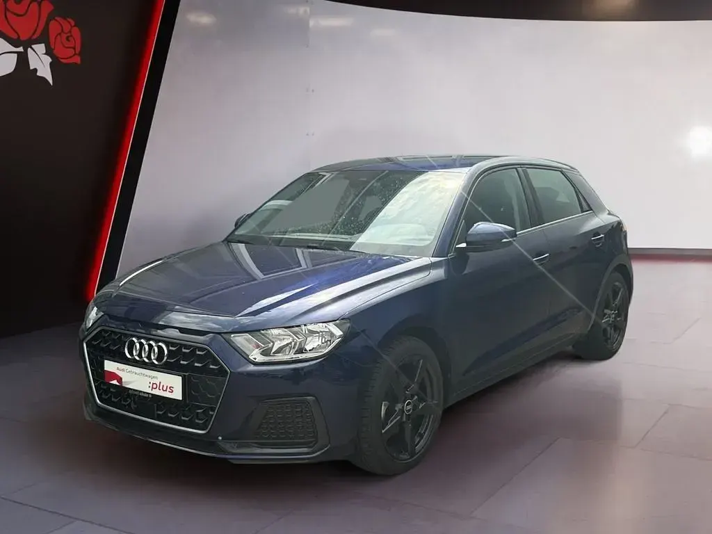 Gebraucht Audi A1 Sport 116 PS (85 kW) 2025 Navarrablau metallic SUV