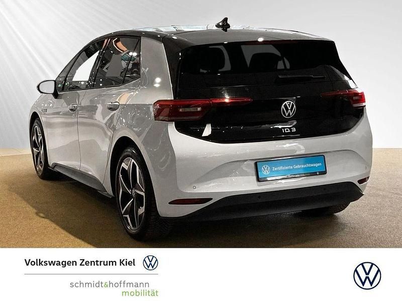 Gebraucht VW ID.3 Pro 106 kW (145 PS) 2022 Weiss Kleinwagen