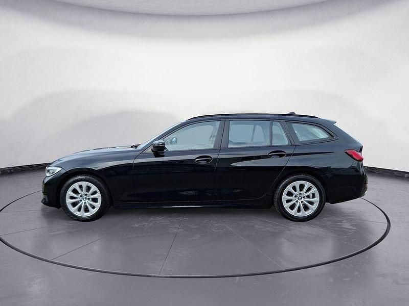 Gebraucht BMW 320 Advantage 190 PS (139 kW) 2020 Schwarz Kombi