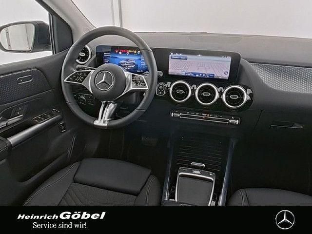 Gebraucht Mercedes B180 Progressive 136 PS (100 kW) 2024 Lack kosmosschwarz Van / Kleinbus