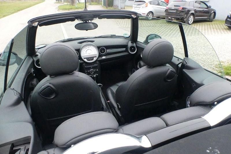 Gebraucht Mini Cooper Cabriolet 122 PS (89 kW) 2013 Schwarz Cabrio
