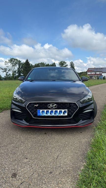 Schwarz Gebraucht 2019 Hyundai i30 N Performance Limousine | 22.999 € (Fairer Preis) - Bild 1/4