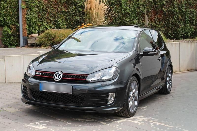 Gebraucht VW Golf VI Edition 235 PS (172 kW) 2011 Grau Kleinwagen