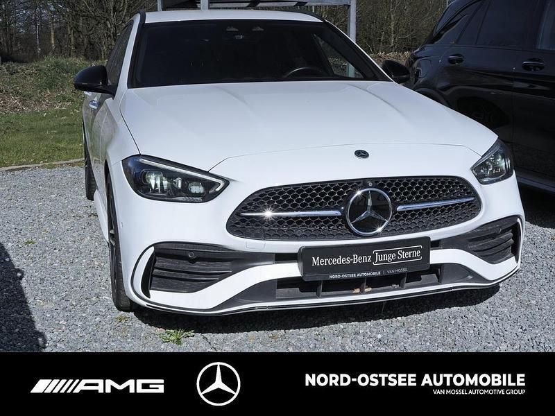 Gebraucht Mercedes C220 AMG 200 PS (147 kW) 2023 Weiß Limousine