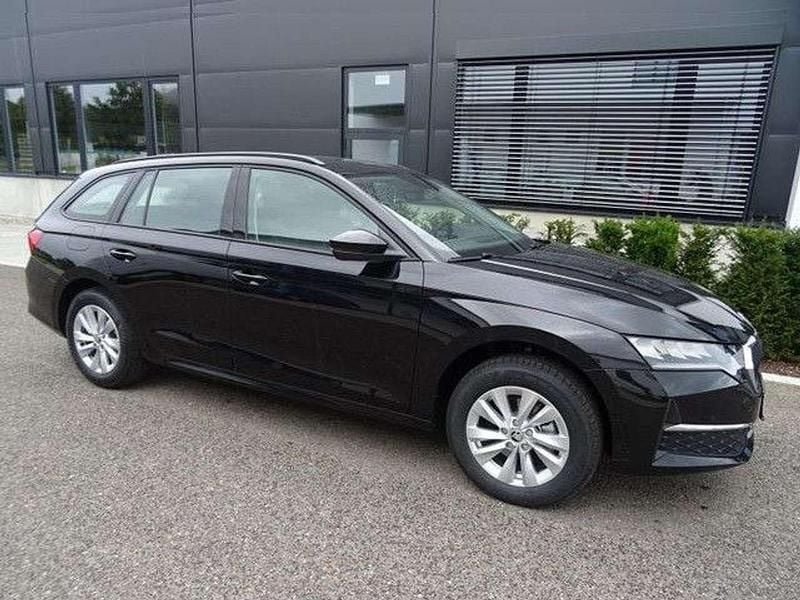 Schwarz Neu 2025 Skoda Octavia Selection Kombi | 32.963 € (Superpreis) - Bild 1/3