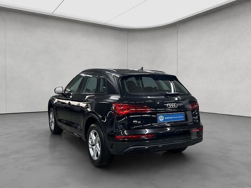 Second-hand Audi Q5 Advanced 204 CP (150 kW) 2023 Negru SUV