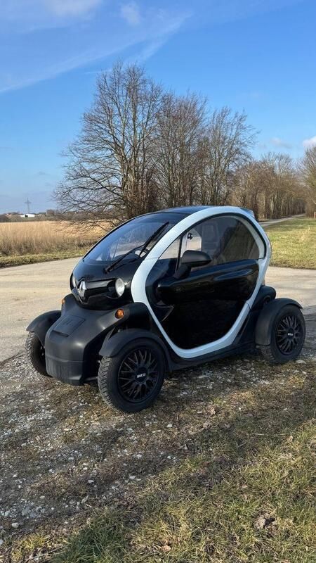 Schwarz Gebraucht 2016 Renault Twizy Kleinwagen | 5.400 € (Fairer Preis) - Bild 1/4