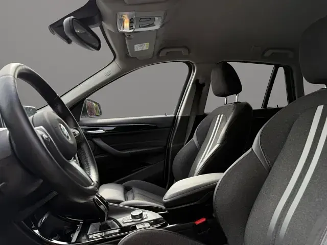 Gebraucht BMW X1 Sport Line 150 PS (110 kW) 2022 Weiss SUV