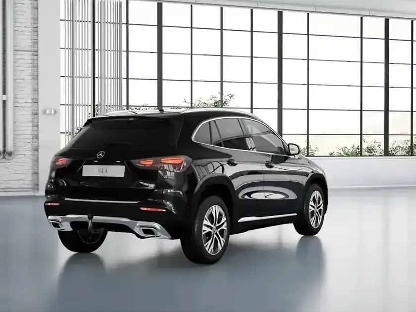 Gebraucht Mercedes GLA180 Progressive 136 PS (100 kW) 2025 Metalliclack kosmosschwarz SUV