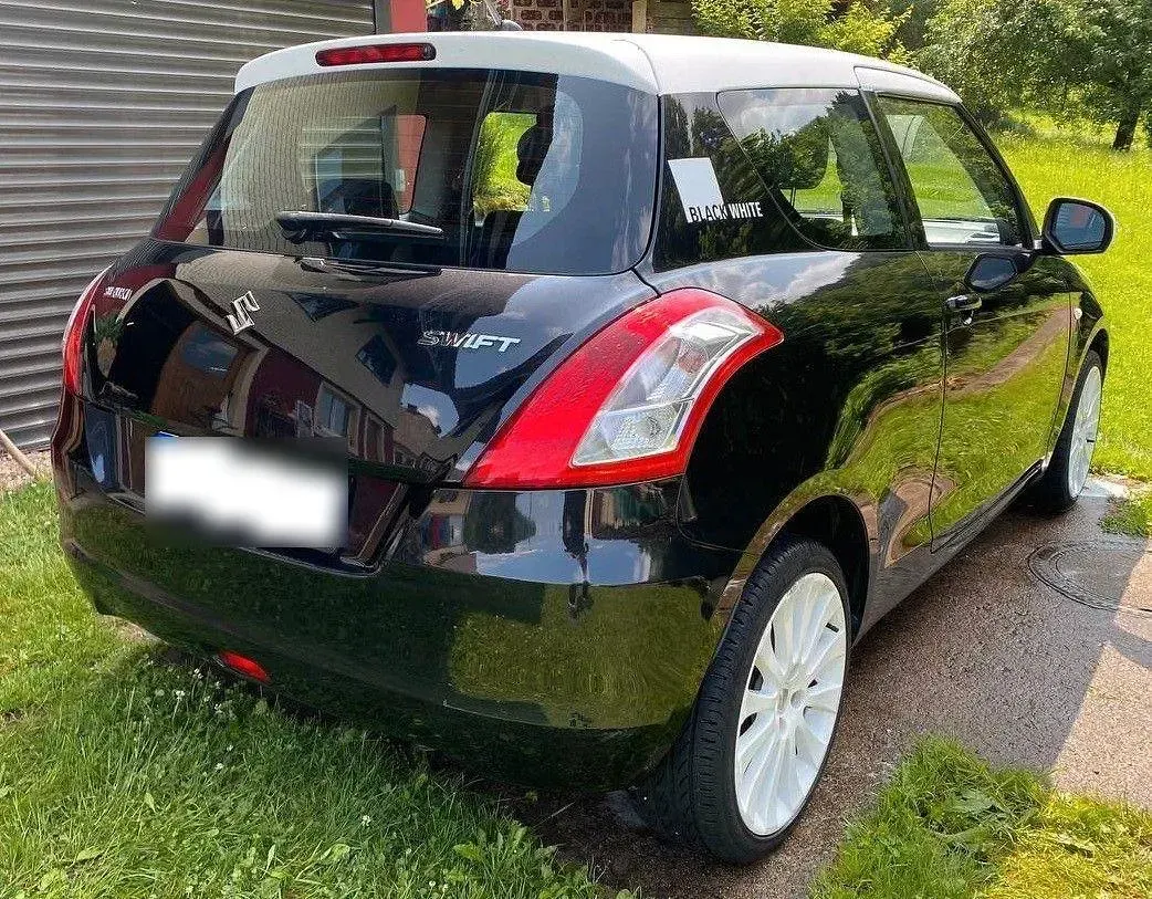 Gebraucht Suzuki Swift Comfort 94 PS (69 kW) 2013 Schwarz Kleinwagen