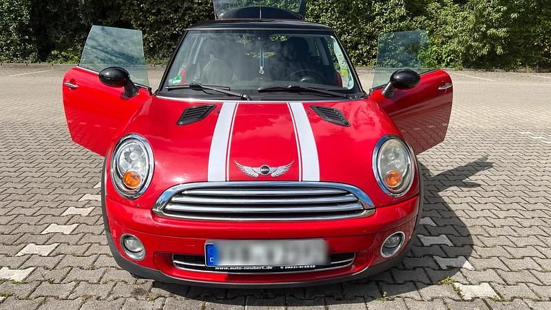 Rot Gebraucht 2009 Mini Cooper Kleinwagen | 5.499 € (Guter Preis) - Bild 1/4