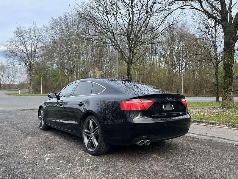 Gebraucht Audi A5 Sportback 177 PS (130 kW) 2015 Schwarz Kleinwagen