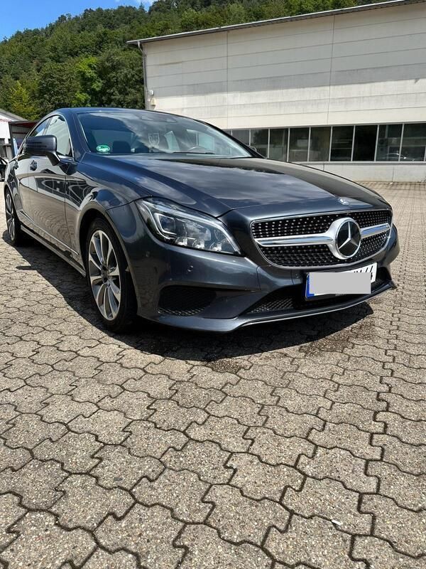 Grau Gebraucht 2015 Mercedes CLS350 Limousine | 23.000 € (Fairer Preis) - Bild 1/4