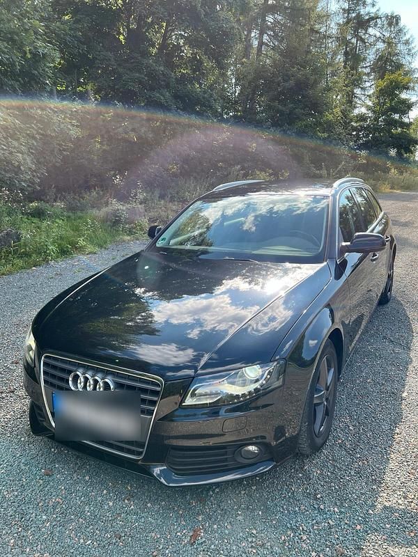 Schwarz Gebraucht 2011 Audi A4 Kombi | 4.000 € (Superpreis) - Bild 1/4