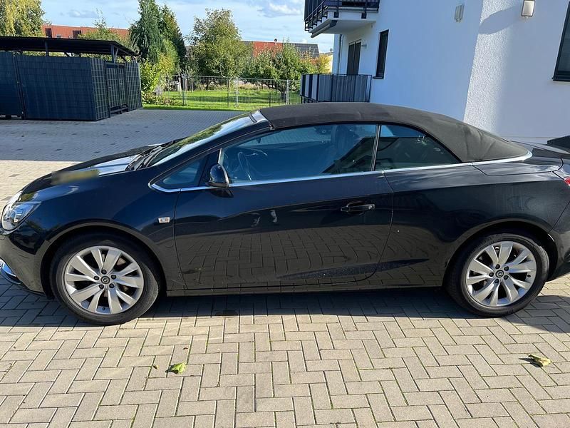Gebraucht Opel Cascada Innovation 2014 Cabrio