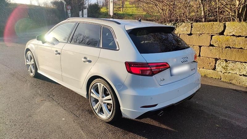 Gebraucht Audi A3 Design 116 PS (85 kW) 2019 Weiß Kombi