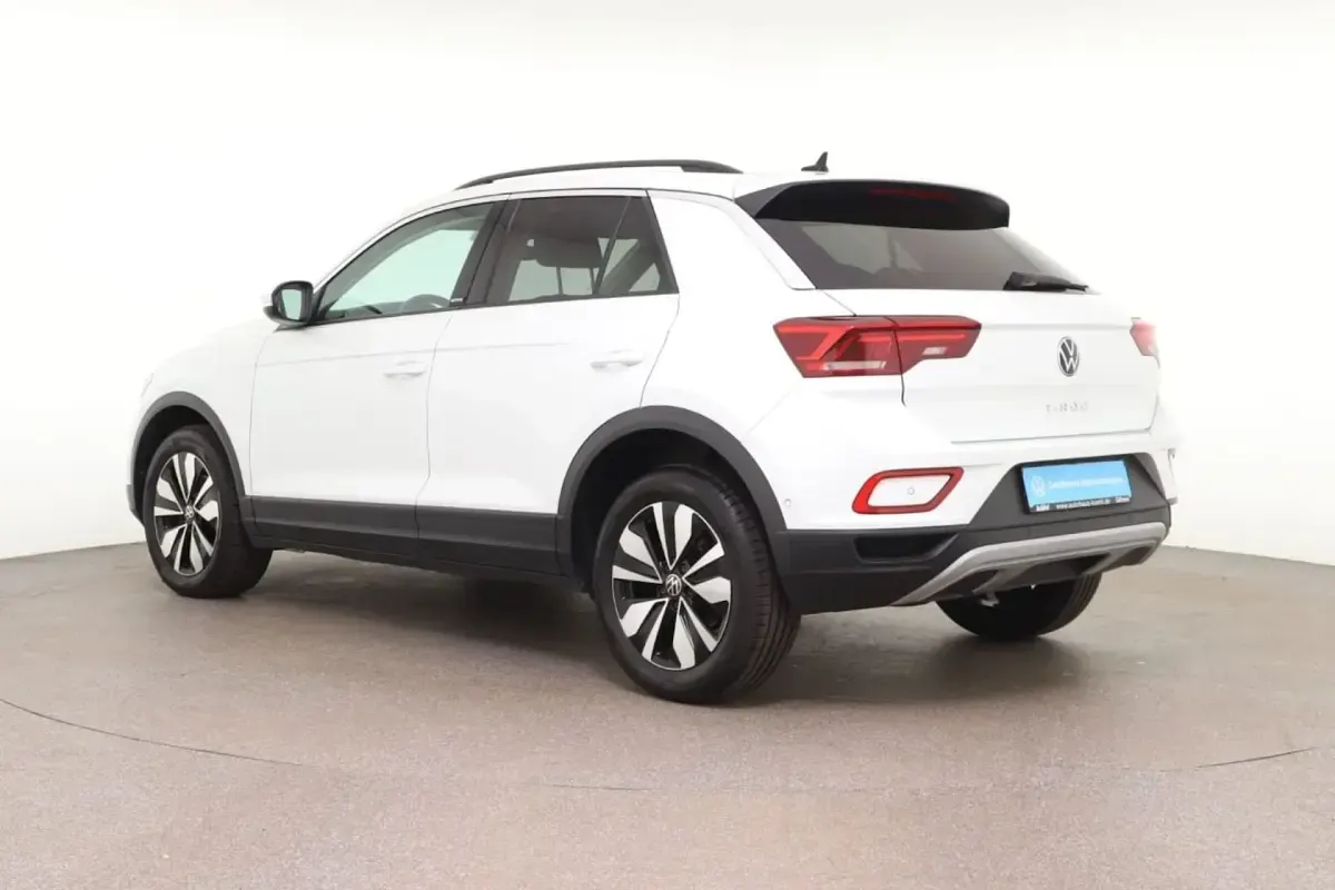 Gebraucht VW T-Roc Move 150 PS (110 kW) 2023 Pure white SUV
